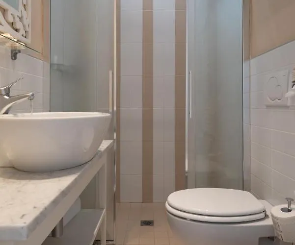 Bristol Hotell 3*