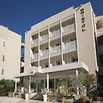 Bristol Hotel 3*