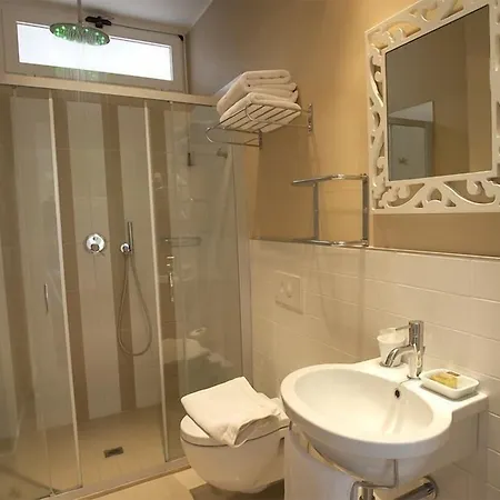 Bristol Hotel 3*